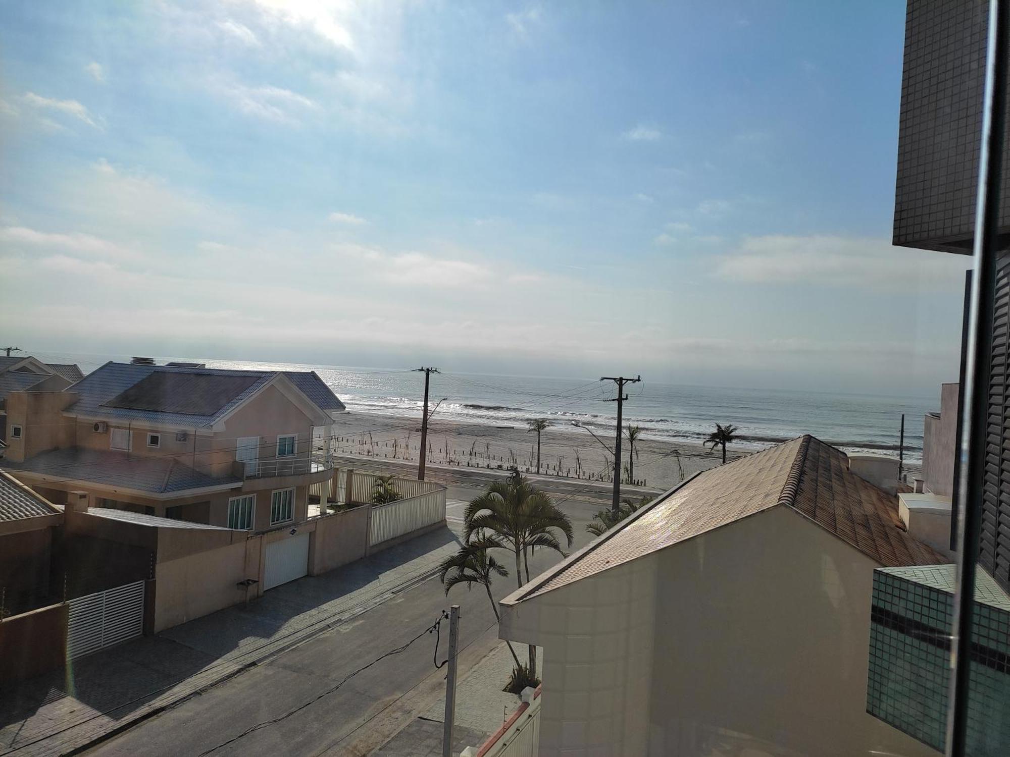 Lindo Apartamento Com Vista Para O Mar Matinhos Eksteriør bilde